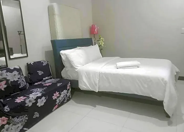 101 Newport Boulevard East Wing Pasay Hotel 4*