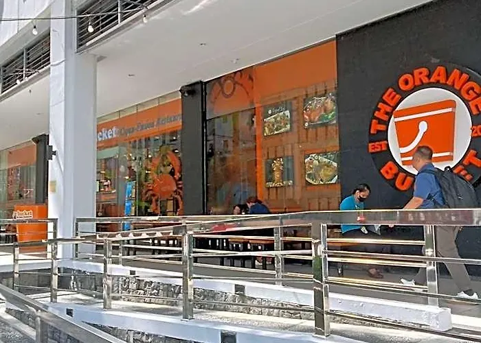 101 Newport Boulevard East Wing Pasay 4*